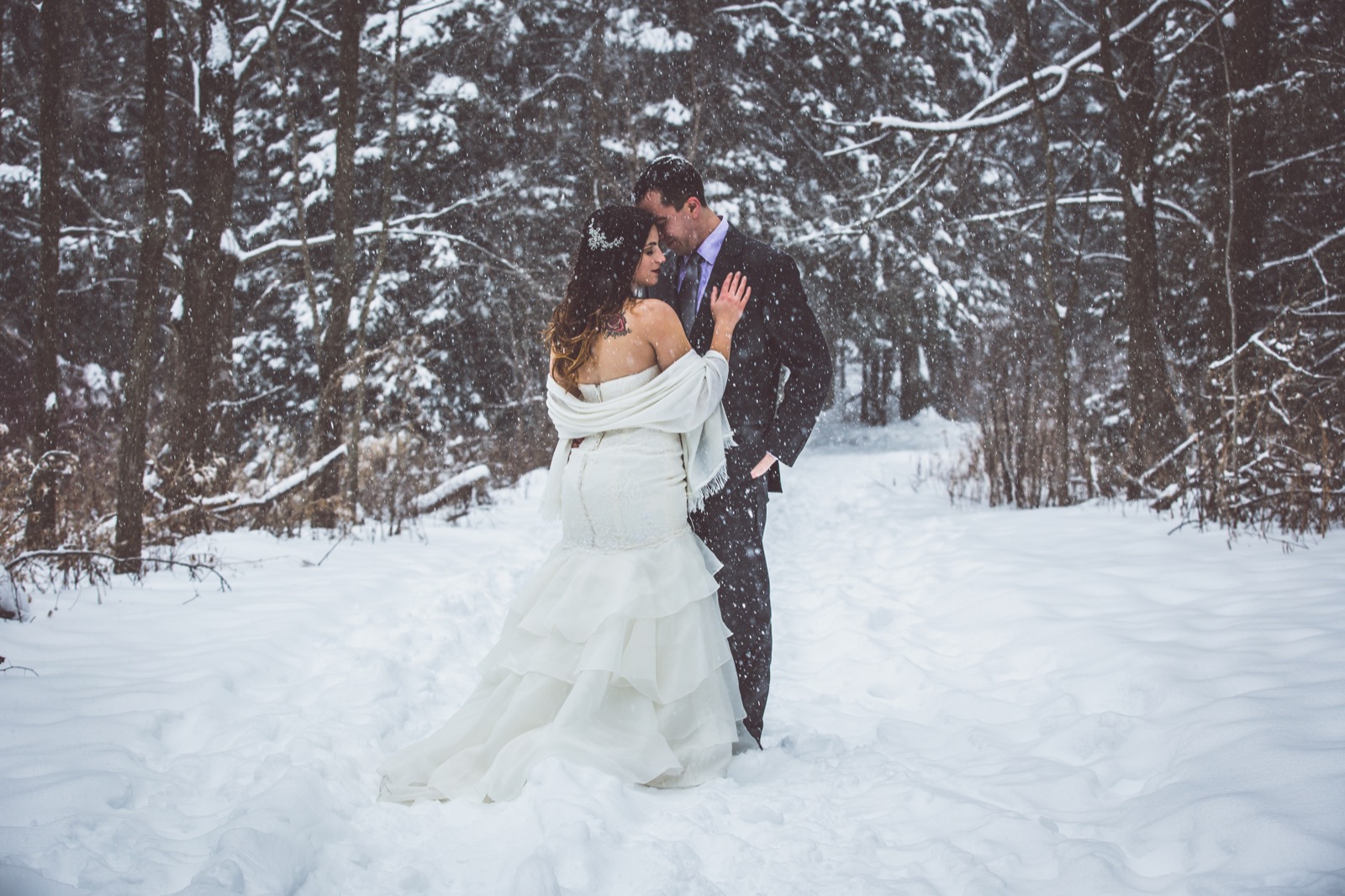 Wedding photography Hamilton - winter magical wedding session